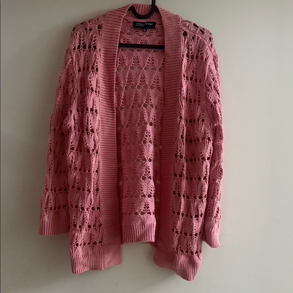 Elegant Pink Lace Cardigan